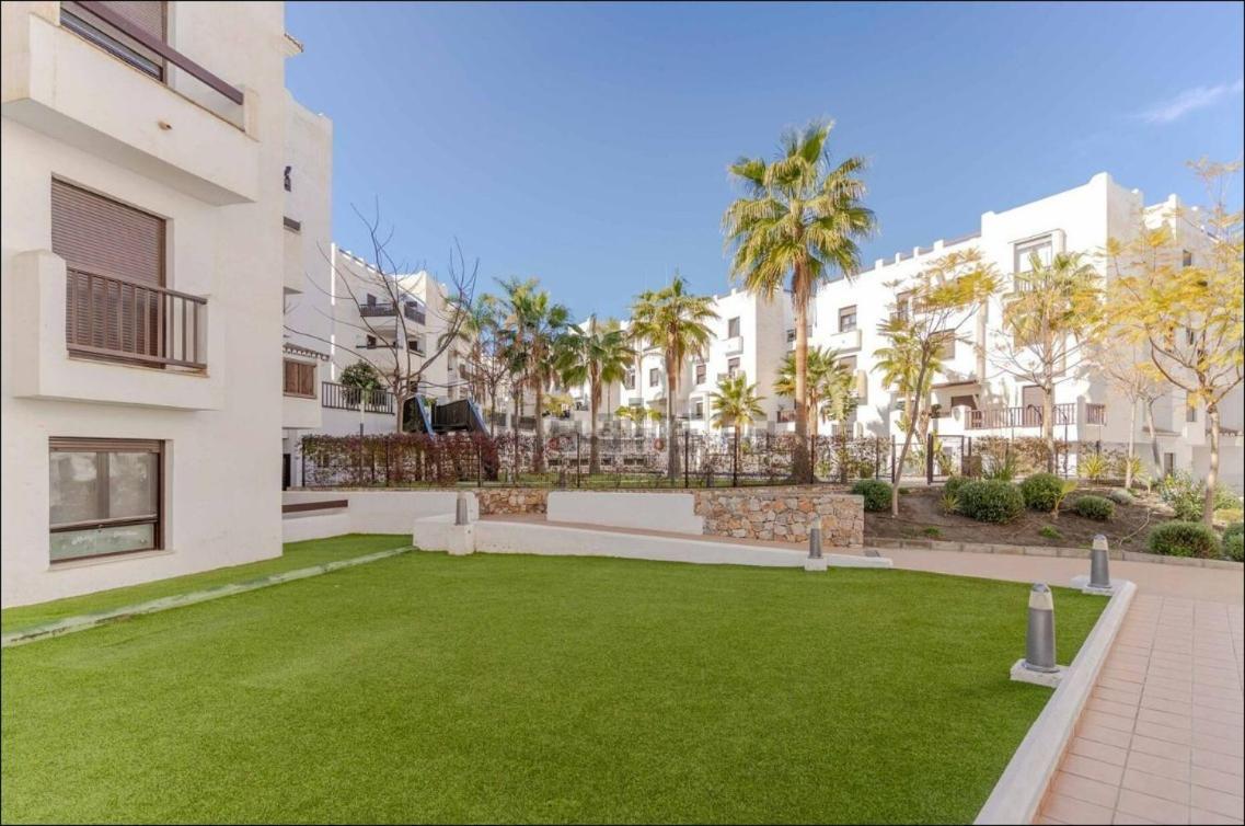 Apartamento En Salobrena Cerca Del Mar - Con Piscina, Gimnasio Y Garaje Extérieur photo